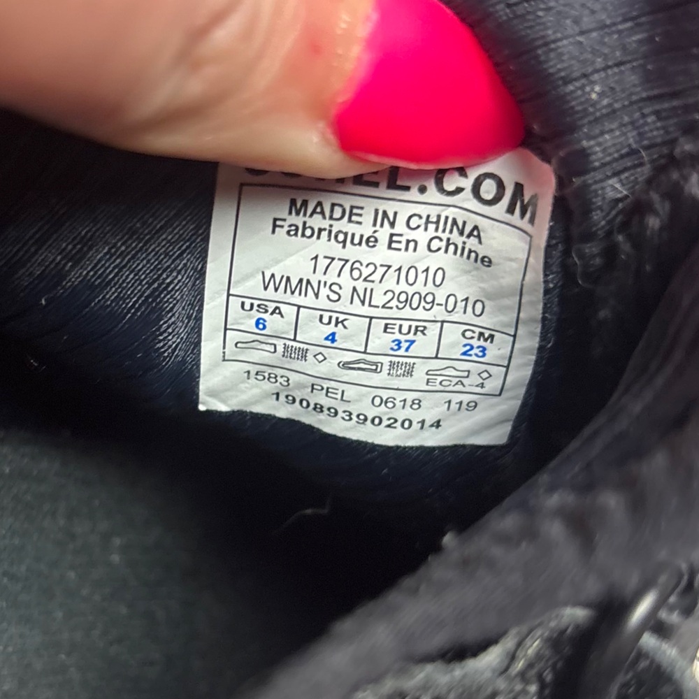 SOREL Women’s Black/Silver/White Kinetic Sneakers size: 6 - Picture 8 of 8